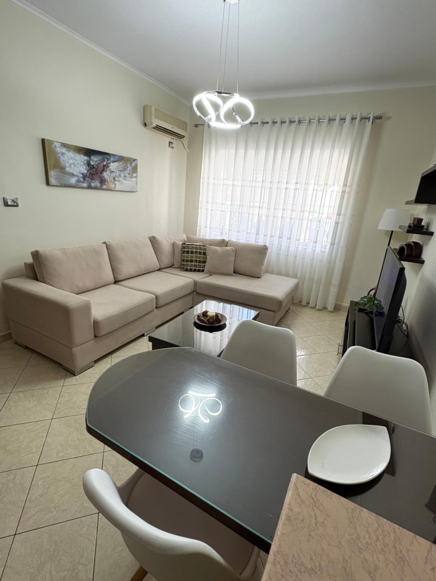 Sofia's Modern Apartment *